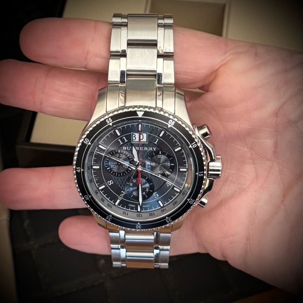 Burberry BU7602 Endurance Chronograph Black/Steel Men’s Watch - Picture 11 of 15